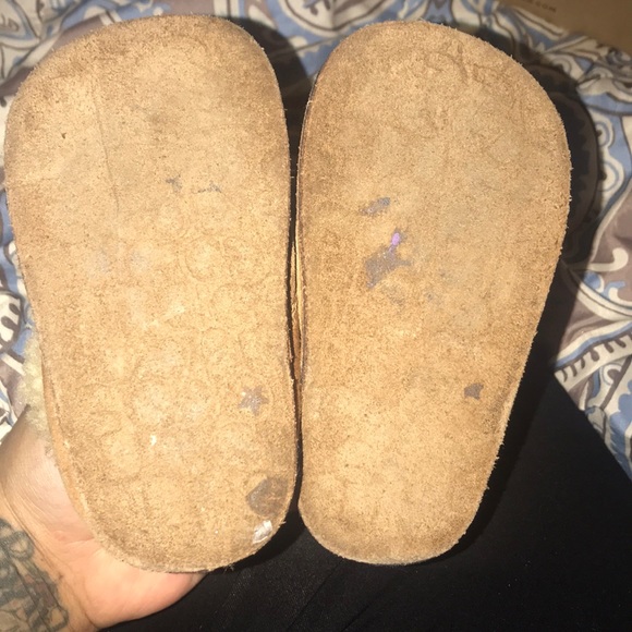 Toddler Ugg Boots - Picture 2 of 3